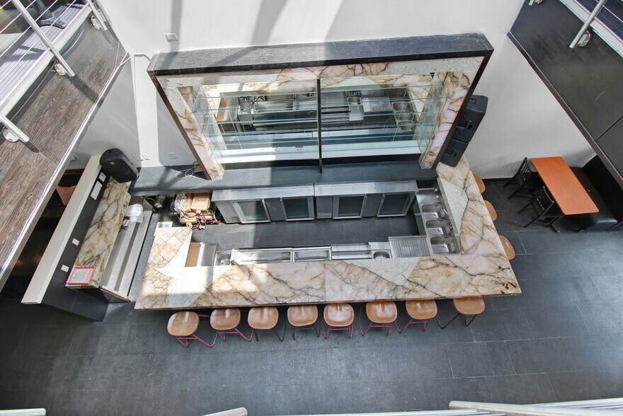 More Photos Of 1542 Washington Ave, Miami Beach Restaurant For Sale