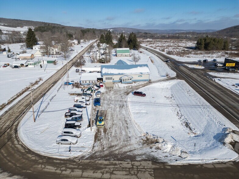 More Photos Of 5220 Maple Ln, Cuba Auto Repair For Sale