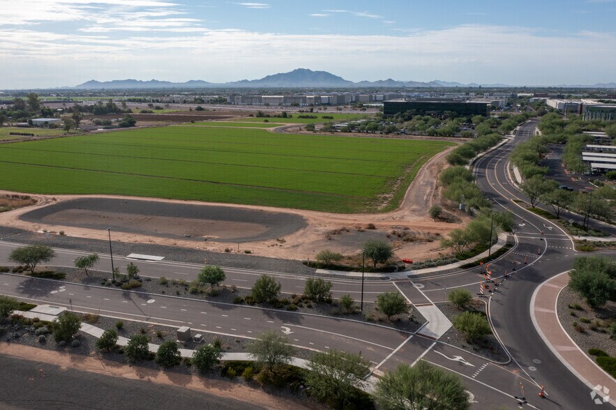 More Photos Of E Rivulon Blvd, Gilbert Unknown For Lease