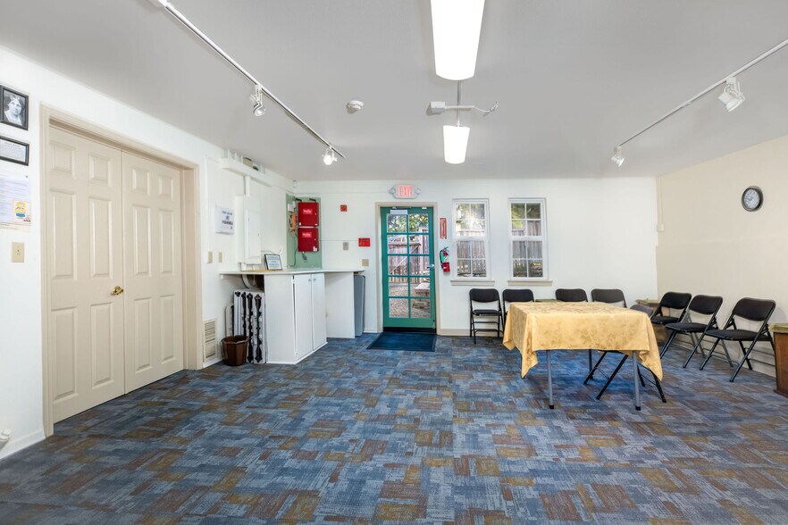 More Photos Of 246 S Church St, Grass Valley Specialty For Lease