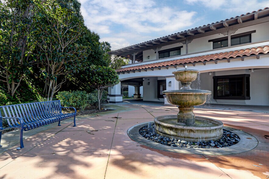 More Photos Of 25550 Hawthorne Blvd, Torrance Medical For Lease