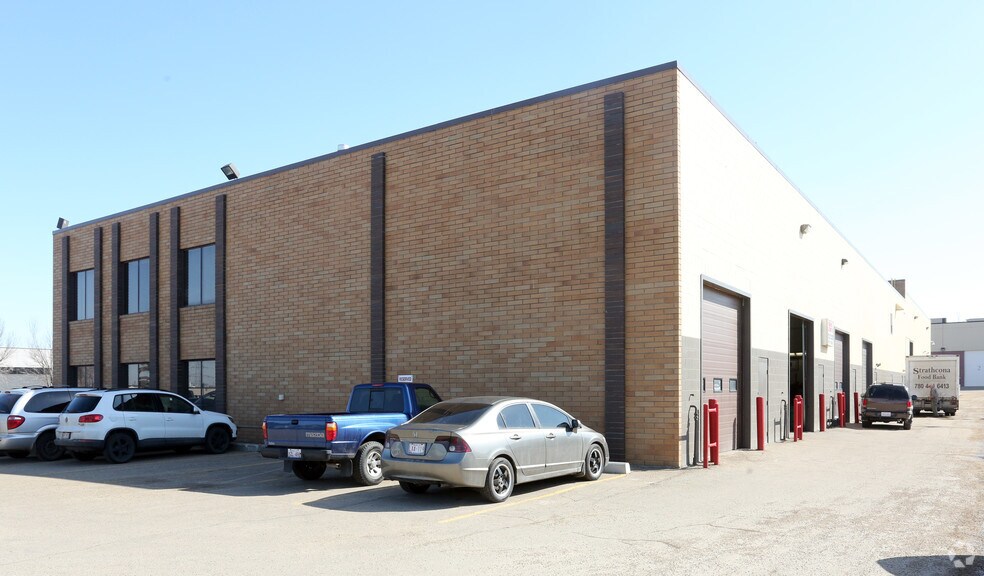 More Photos Of 241 Kaska Rd, Strathcona County Light Distribution For Lease