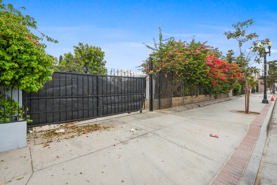 Primary Photo Of 710 4th St, Santa Ana Land For Sale