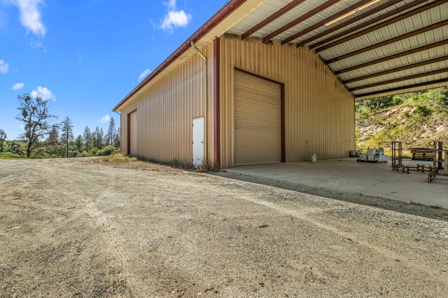 More Photos Of 8221 Stoney Creek Rd, Fair Play Winery Vineyard For Sale