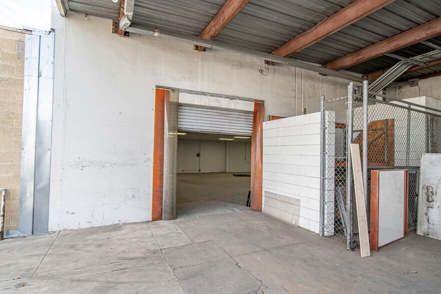 More Photos Of 500-506 S Palm Ave, Alhambra Warehouse For Lease