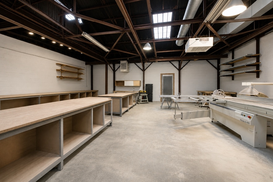 More Photos Of 154 26th St, Brooklyn Warehouse For Sale