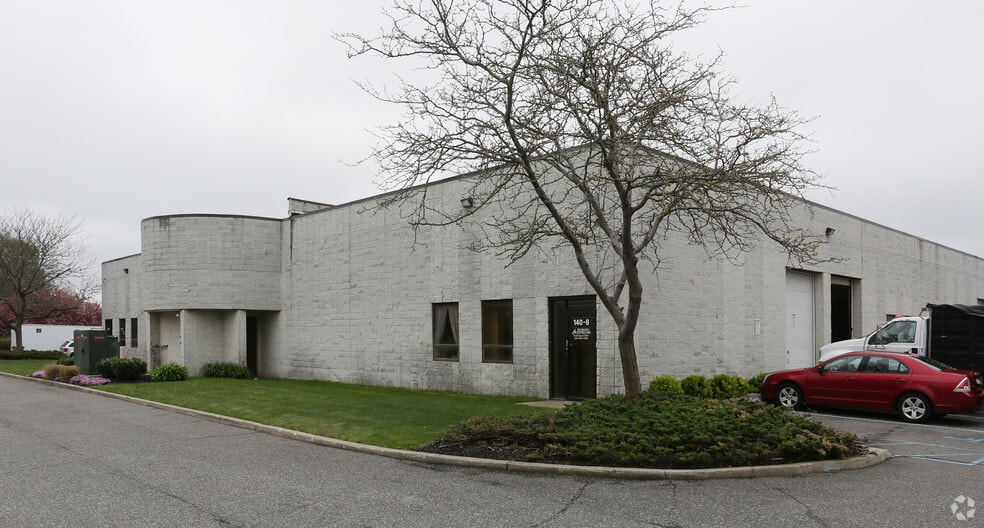 More Photos Of 140 Keyland Ct, Bohemia Warehouse For Sale