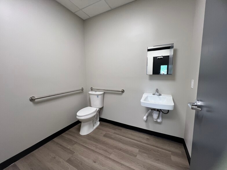 More Photos Of 314 E Main St, Cartersville Office For Lease