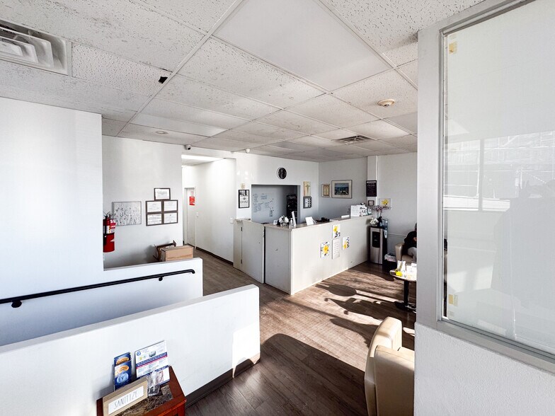 More Photos Of 65-35 Queens Blvd, Woodside Office For Lease
