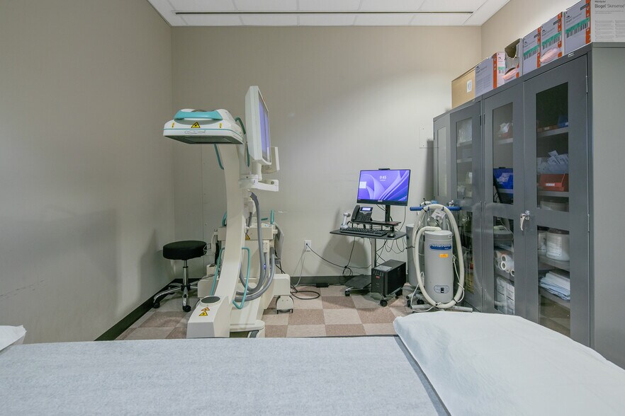 More Photos Of 6000 Ramsey St, Fayetteville Office For Sale