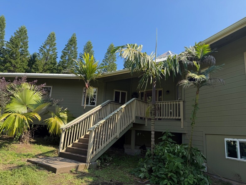 More Photos Of Mamalahoa Hwy, Pahala Land For Sale