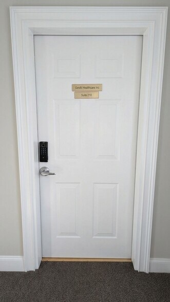 More Photos Of 110 Samaritan Dr, Cumming Medical For Sale