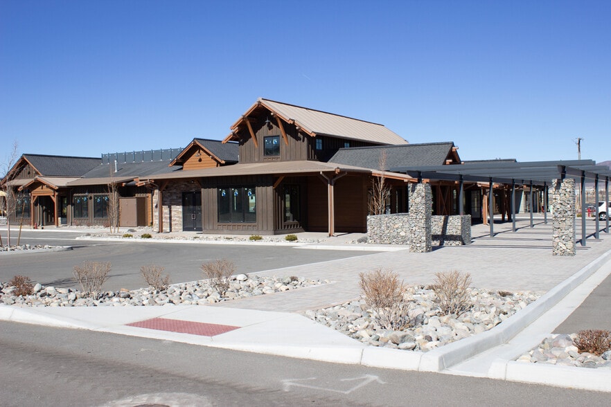 More Photos Of 1044 Inglewood Dr, Fernley Unknown For Lease