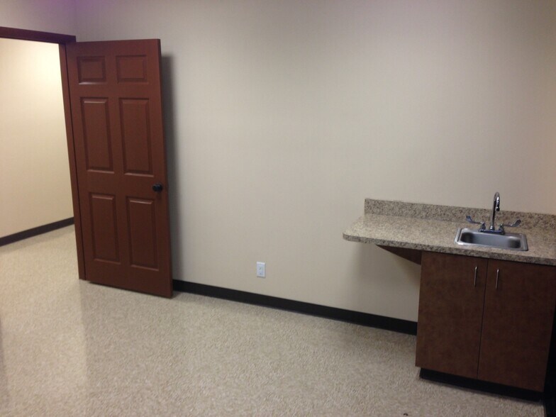 More Photos Of 3896 N Federal Hwy, Lighthouse Point Medical For Lease