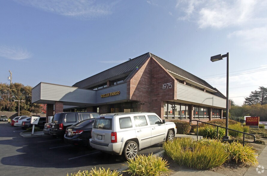 More Photos Of 1975 Soquel Dr, Santa Cruz Office For Lease