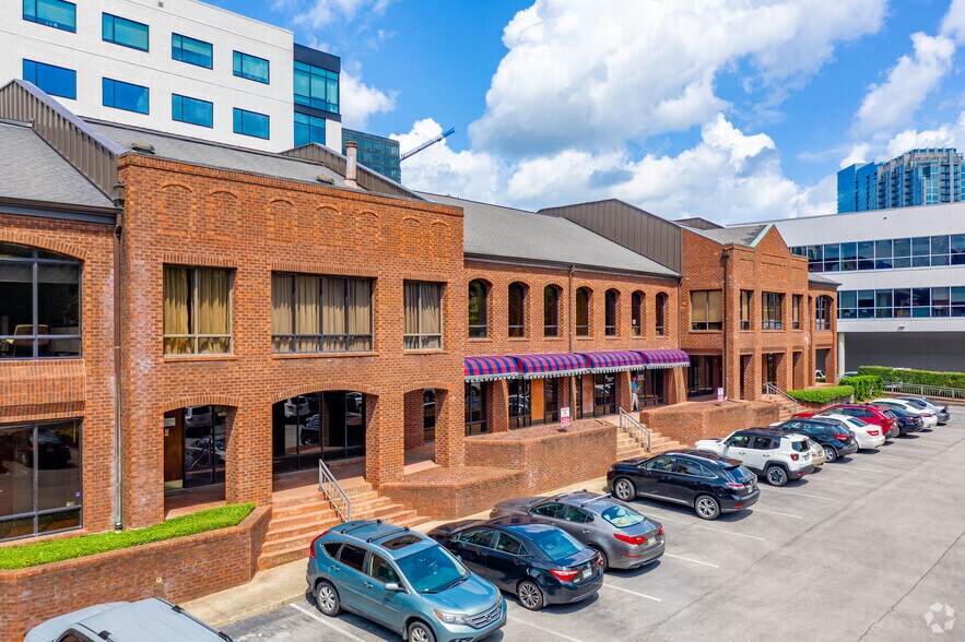 More Photos Of 33 Music Sq W, Nashville Loft Creative Space For Lease