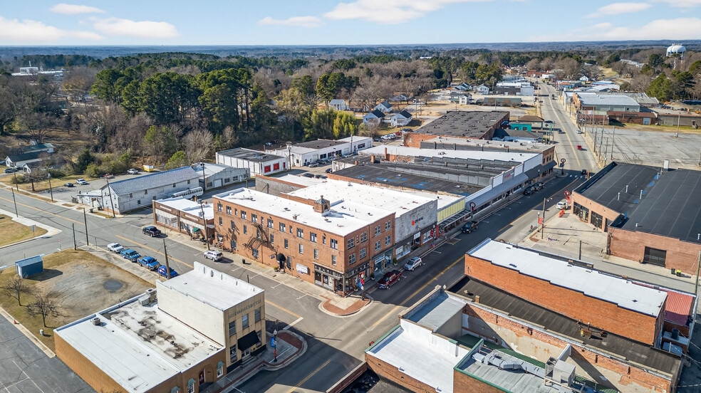 Primary Photo Of 104-110 S Hill Ave, South Hill Office Residential For Sale