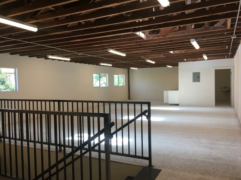 More Photos Of 3751 E Olympic Blvd, Los Angeles Office For Lease