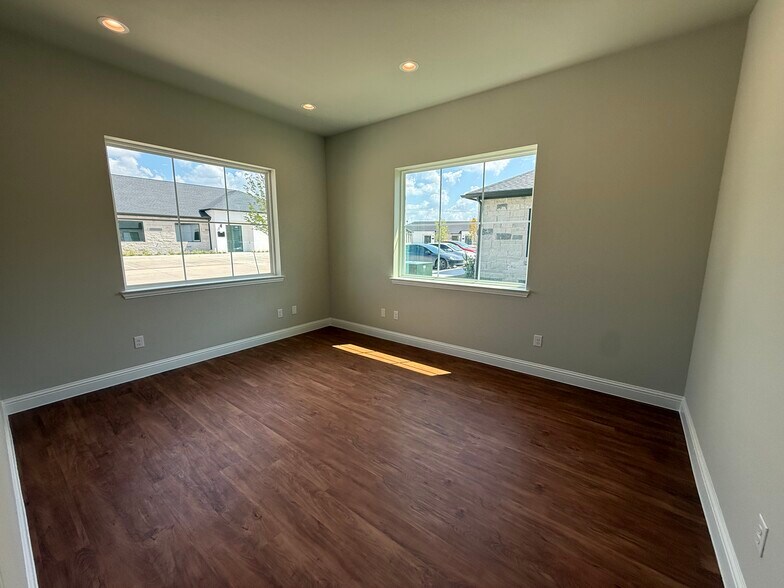 More Photos Of 6000 Alma Rd, McKinney Coworking Space