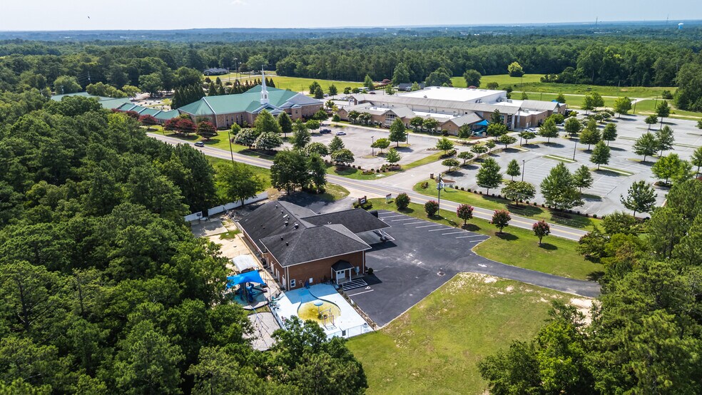 More Photos Of 1224 Old Cherokee Rd, Lexington Daycare Center For Sale