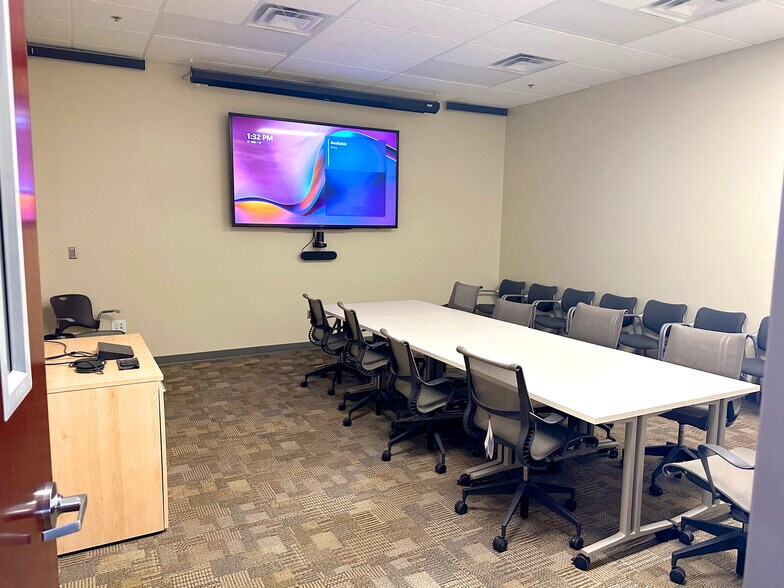 More Photos Of 240 Technology Dr, Idaho Falls Flex For Sale