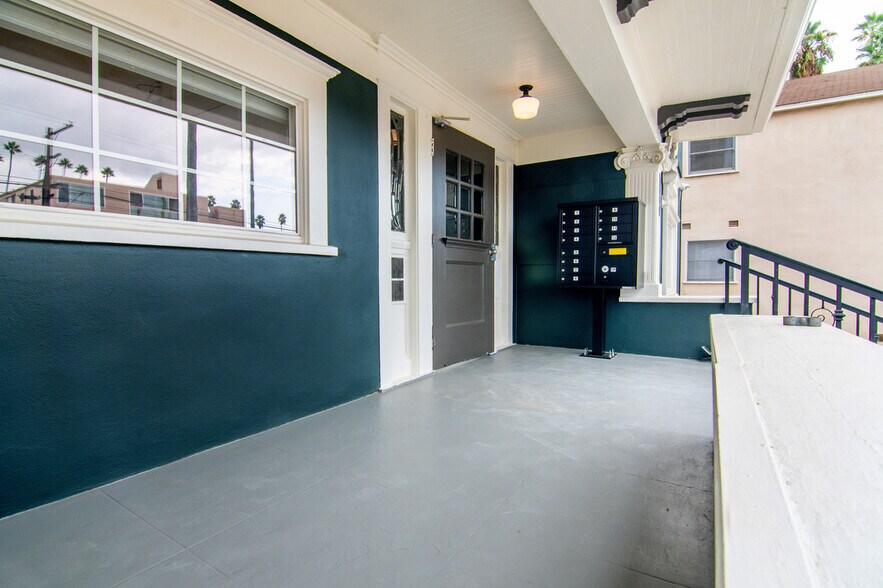 More Photos Of 1732 N Wilton Pl, Los Angeles Apartments For Sale