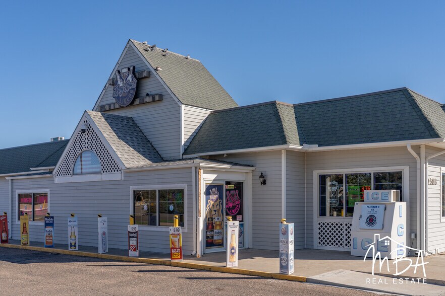 More Photos Of 1505 E Kansas Ave, Garden City Restaurant For Sale