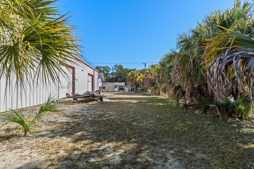 More Photos Of 6680 W Gulf To Lake Hwy, Crystal River Auto Repair For Sale