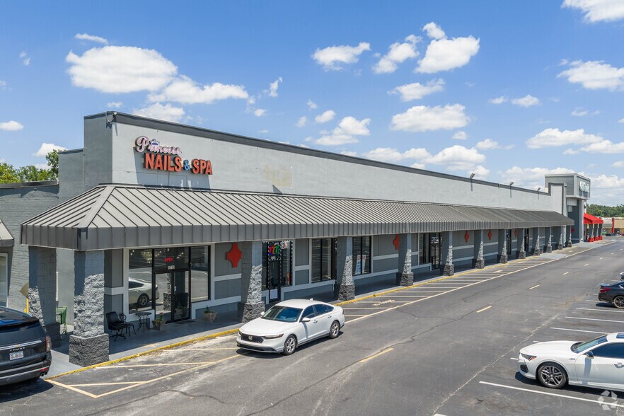 More Photos Of 1711-1725 Knight Ave, Waycross Unknown For Lease