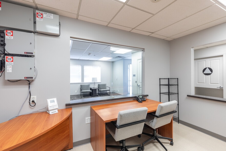 More Photos Of 730 Bennett Valley Rd, Santa Rosa Medical For Lease
