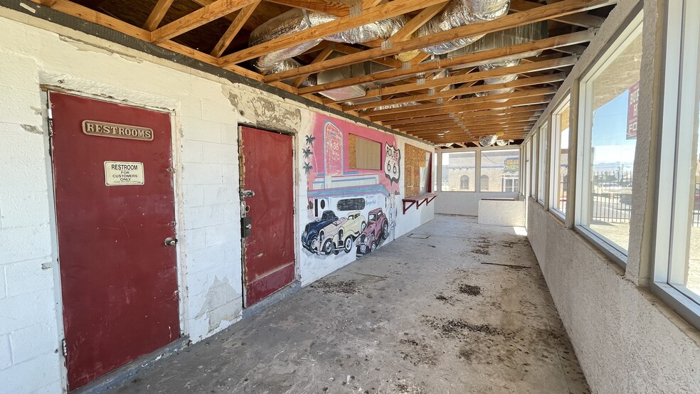 More Photos Of 701 W Broadway St, Needles Fast Food For Sale