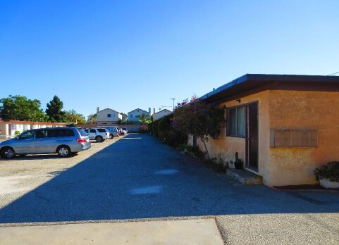 More Photos Of 2360-2368 Lomita Blvd, Lomita Storefront Retail Residential For Lease