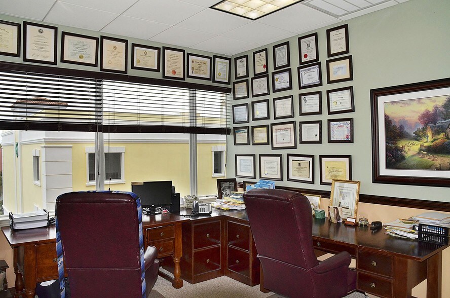 More Photos Of 120-140 S Indian River Dr, Fort Pierce Coworking Space