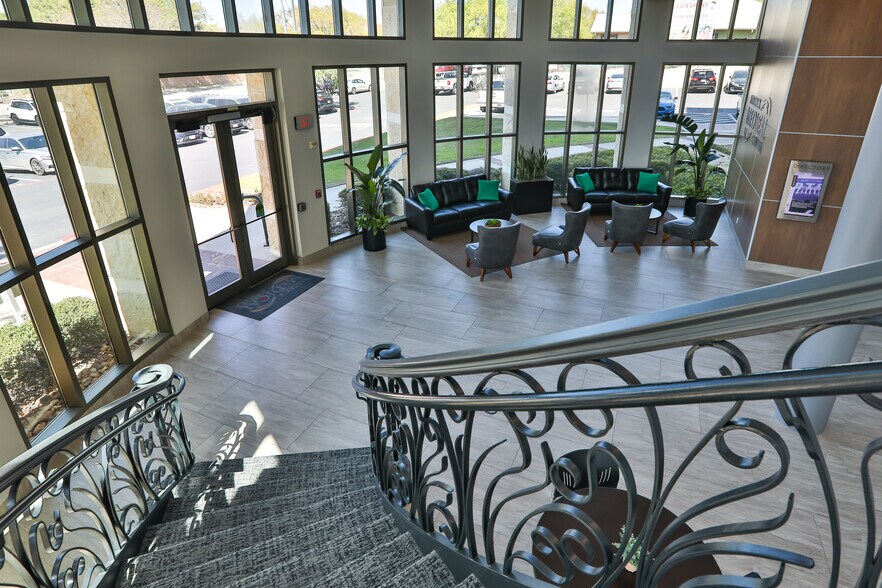 More Photos Of 5441 Babcock Rd, San Antonio Office For Lease