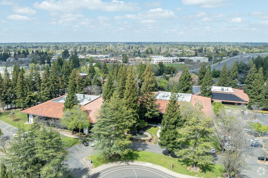 More Photos Of 10971 Sun Center Dr, Rancho Cordova Office For Sale