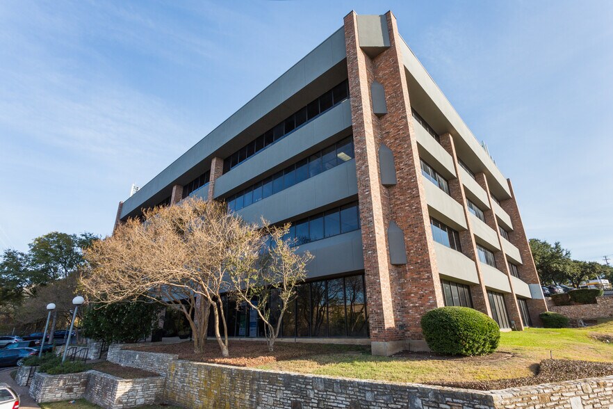 Primary Photo Of 2211 IH-35 S, Austin Office For Lease