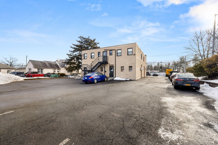 More Photos Of 131-135 Rt-304, Nanuet Freestanding For Sale