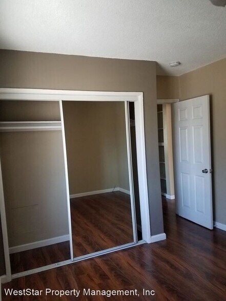 More Photos Of 2216 W Wardlow Rd, Long Beach Apartments For Sale