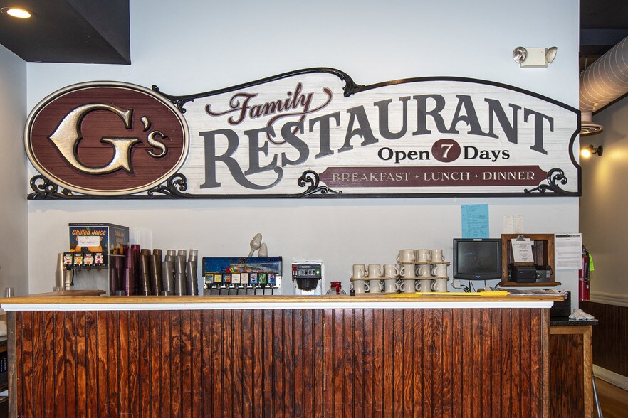 More Photos Of 32-34 Main St, Warwick Restaurant For Sale
