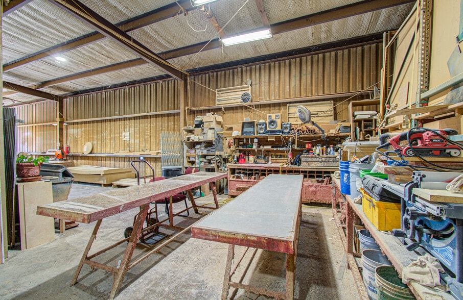 More Photos Of 7571 Morley St, Houston Warehouse For Sale