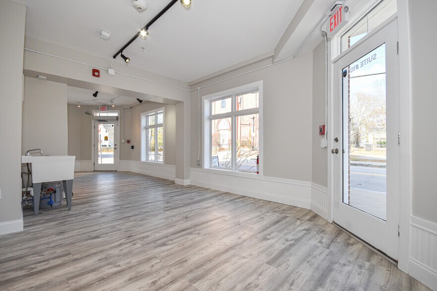 More Photos Of 15 Mechanic St, Dover Apartments For Lease