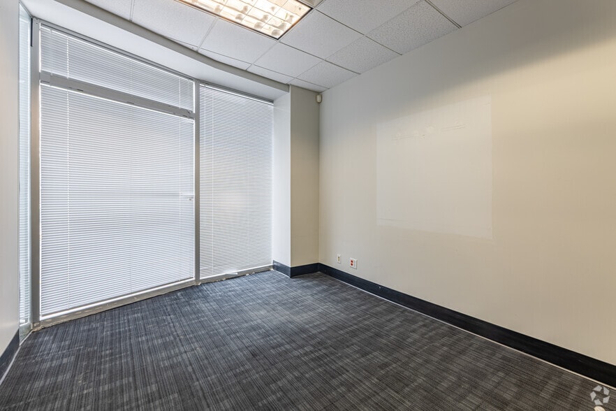 More Photos Of 3636 Steeles Ave E, Toronto Storefront Retail Office For Lease