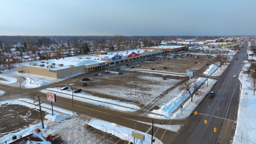 Primary Photo Of 23001-23303 Michigan Ave, Dearborn Unknown For Lease