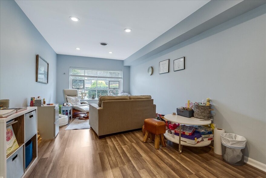 More Photos Of 1590 E 2nd St, Scotch Plains Office For Sale