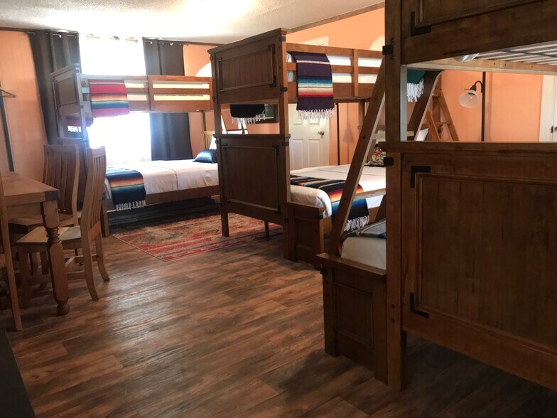 More Photos Of 401 US Highway 67, Santa Anna Hotel For Sale