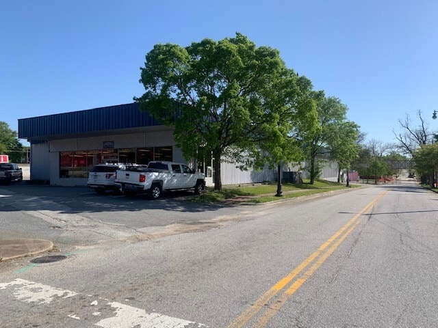 More Photos Of 8550 Rose Ave, Douglasville Warehouse For Sale