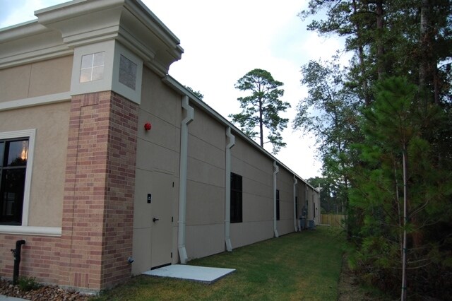 More Photos Of 8101 Kuykendahl Rd, The Woodlands Office For Lease
