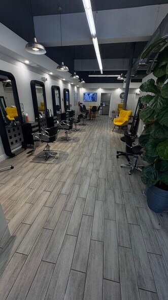 More Photos Of 2600-2614 SW 8th St, Miami Apartments For Lease