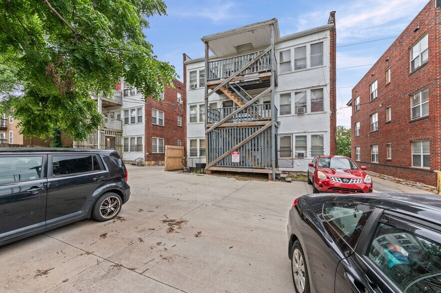 More Photos Of 5029-5035 Troost ave, Kansas City Multifamily For Sale