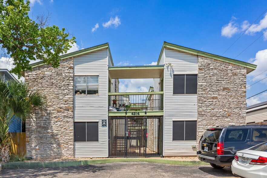 Primary Photo Of 4314 Gillis St, Austin Apartments For Sale